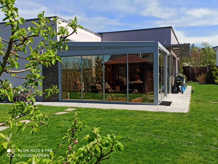 Pergola en aluminium ROBUST + vitrage STANDARD - Blansko