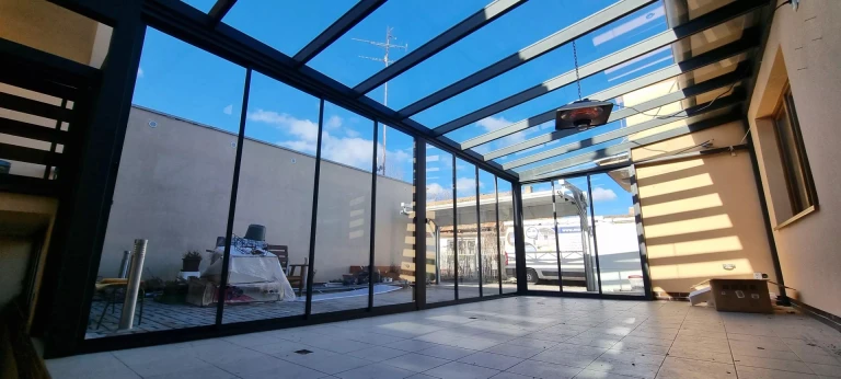 Pergola en aluminium ROBUST + vitrage STANDARD - Nové Zámky